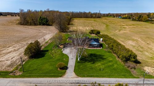 261 W Quarter Line Rd, Port Rowan, ON, N0E1M0 | Card Image