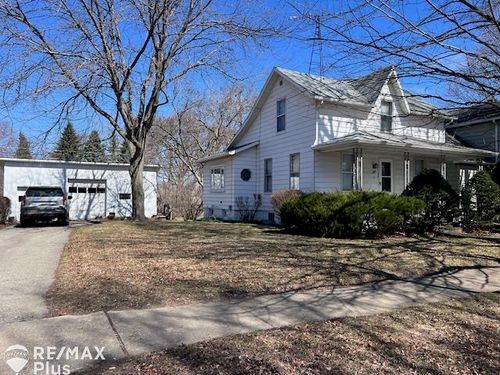 125 E Main St, Mayville, MI, 48744-9113 | Card Image