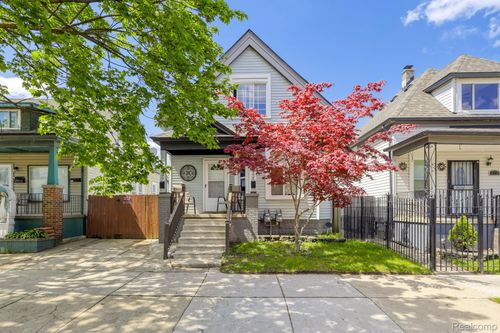 2375 Cabot St, Detroit, MI, 48209-1013 | Card Image