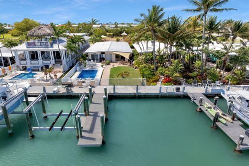 70 7th St, Key Colony Beach, FL, 33051 | Card Image