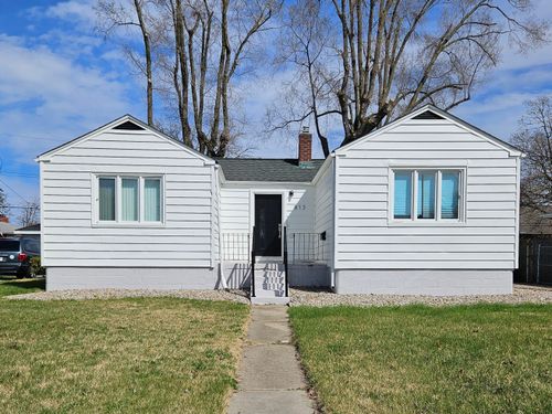 813 N Broad St, Griffith, IN, 46319 | Card Image