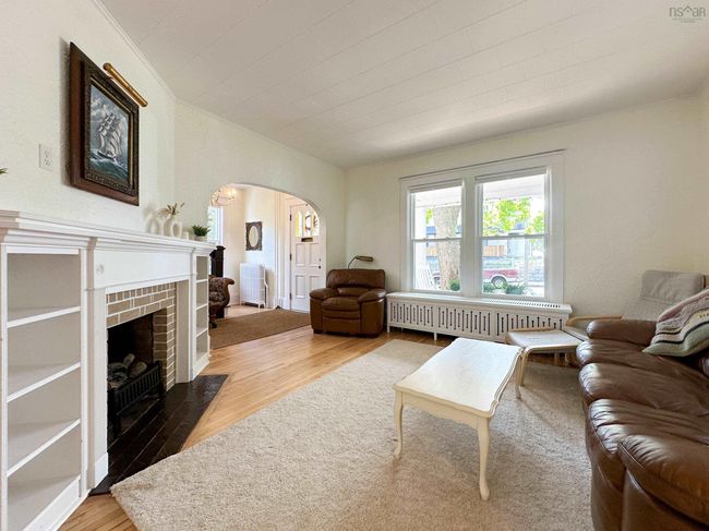 20 Queen St, House other with 4 bedrooms, 2 bathrooms and 4 parking in Bridgewater NS | Image 11