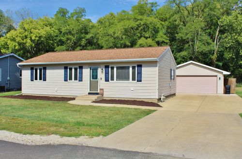 1226 Retz Dr, Ottawa, IL, 61350-1253 | Card Image