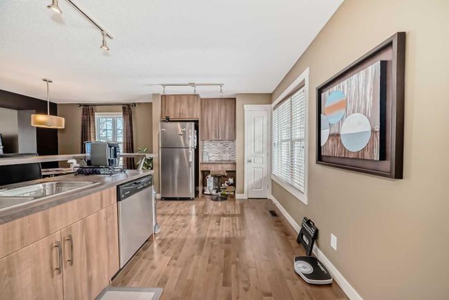 211 Mckenzie Towne Link Se, Home with 2 bedrooms, 2 bathrooms and 2 parking in Calgary AB | Image 8