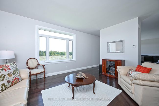 2064 Rosedale Road N, House other with 3 bedrooms, 3 bathrooms and 6 parking in Montague ON | Image 8