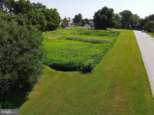 1 S Broad St, Hallam, PA, 17406-1423 | Card Image