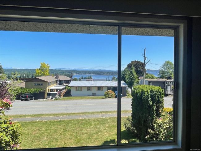 416 Parkhill Terr, House other with 5 bedrooms, 3 bathrooms and 8 parking in Ladysmith BC | Image 6