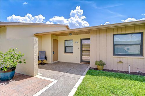 6550 Teak Ct, ZEPHYRHILLS, FL, 33542-6603 | Card Image