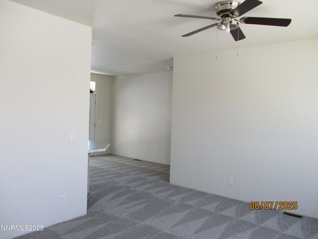 3467 Crown Royal Cir, House other with 4 bedrooms, 2 bathrooms and 2 parking in Winnemucca NV | Image 9