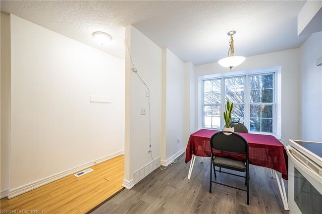 608 Brandenburg Blvd, House other with 3 bedrooms, 2 bathrooms and 2 parking in Waterloo ON | Image 11
