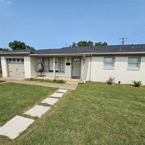 802 Brown Trl, Bedford, TX, 76022-7323 | Card Image