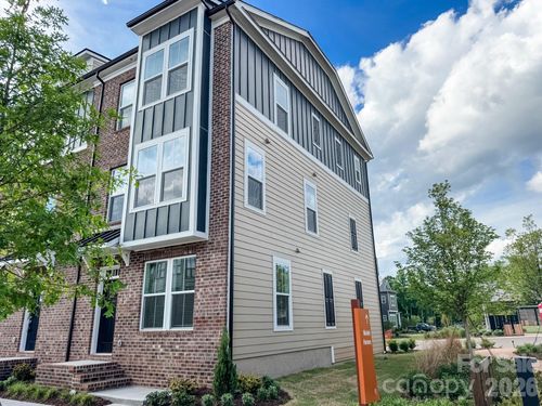 7040 Westrow Avenue, Charlotte, NC, 28278 | Card Image