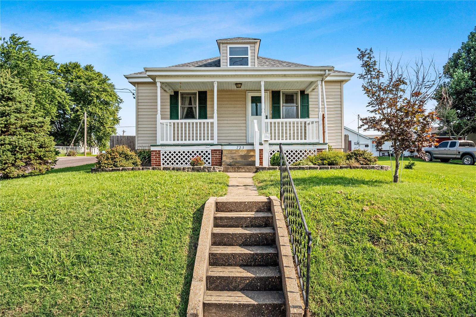 9th St, Washington, MO 63090