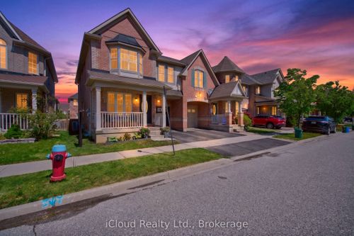 676 Speyer Cir, Milton, ON, L9T0Y6 | Card Image