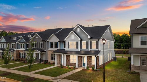 559-945 Brooks St, Wake Forest, NC, 27587-2977 | Card Image