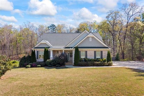 153 Abbington Way, Clarkesville, GA, 30523-5248 | Card Image