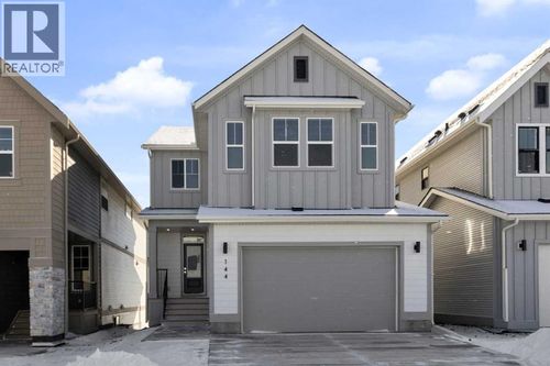 144 Copperhead Rd Se, Calgary, AB, T2Z5G9 | Card Image