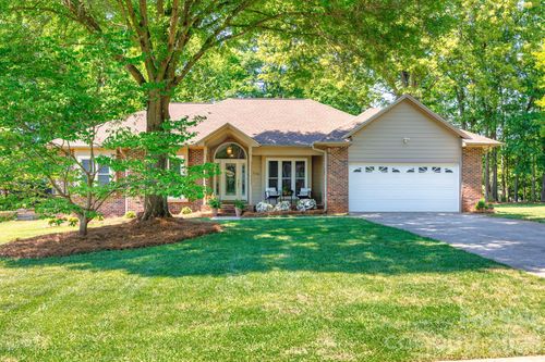 228 Timberlane Dr, Belmont, NC, 28012-7725 | Card Image