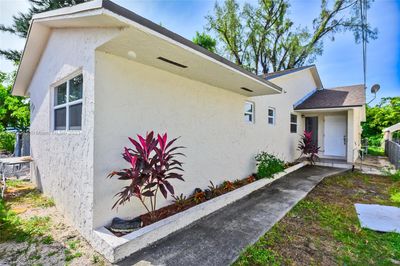 11316 Peachtree Dr, Home with 0 bedrooms, 0 bathrooms and 4 parking in Miami FL | Image 1