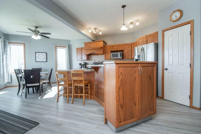 64 Kensington Close, Home with 5 bedrooms, 3 bathrooms and 3 parking in Red Deer AB | Image 7