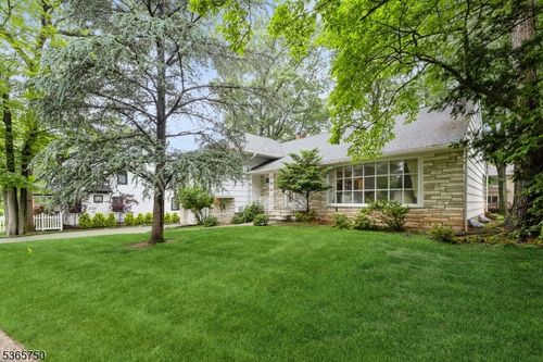 57 Woodland Ave, West Orange, NJ, 07052-3609 | Card Image