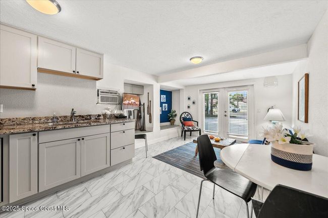 111 S Atlantic Ave, Home with 5 bedrooms, 4 bathrooms and null parking in COCOA BEACH FL | Image 12