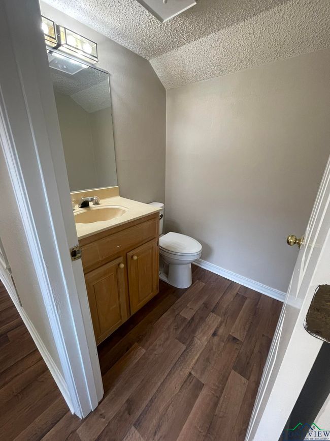 1206 Brandywine Dr, Townhouse with 3 bedrooms, 3 bathrooms and null parking in Longview TX | Image 6