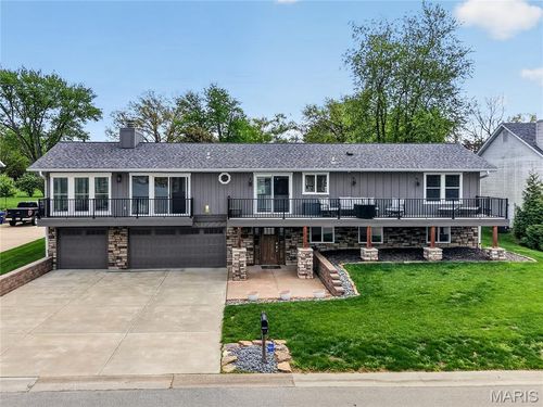 8 Guyenne Dr, Lake St Louis, MO, 63367-1620 | Card Image