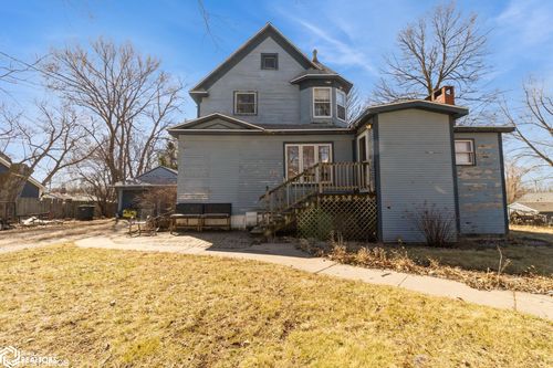 820 C Ave, Nevada, IA, 50201-2613 | Card Image