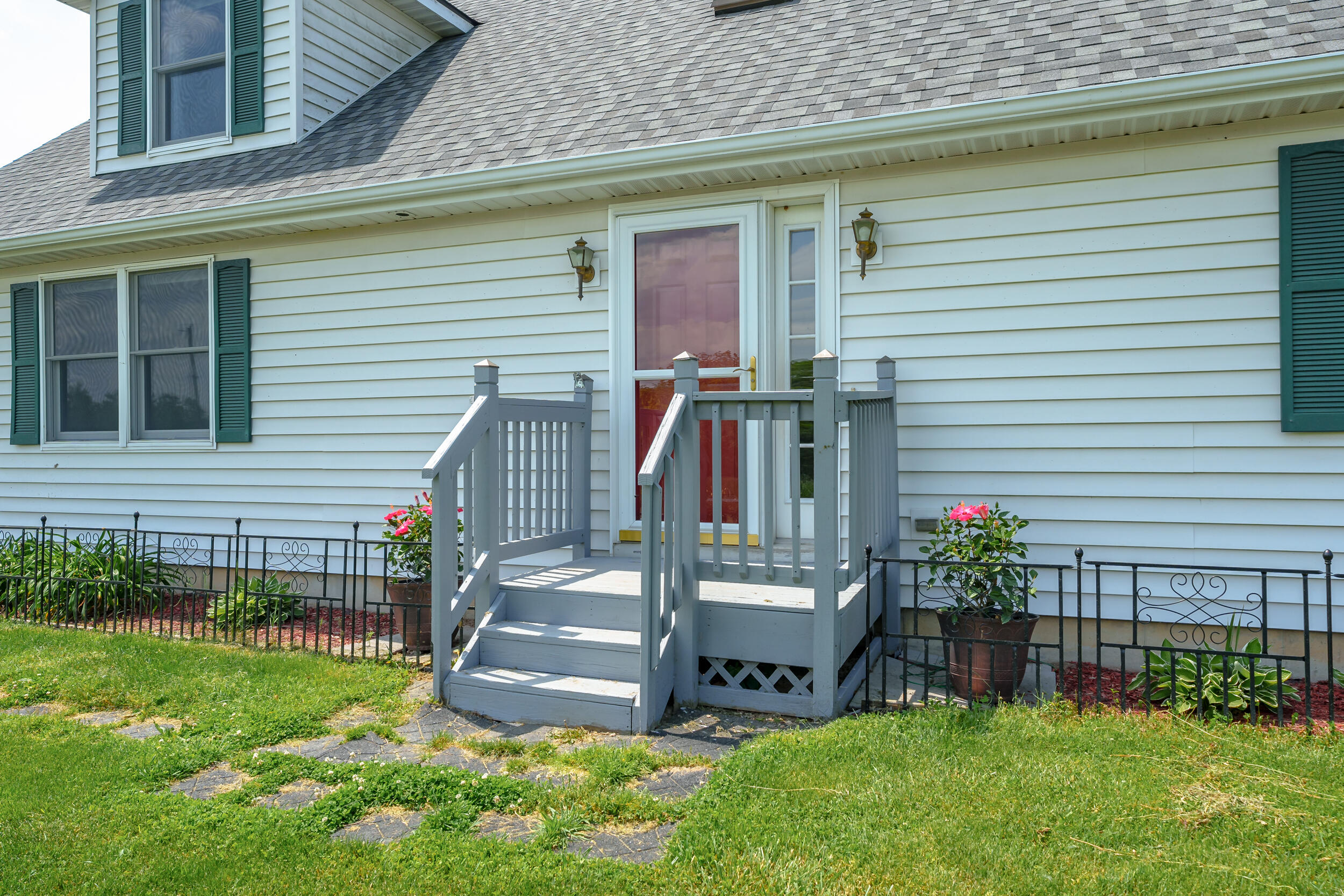 2nd Ave, Gobles, MI 49055