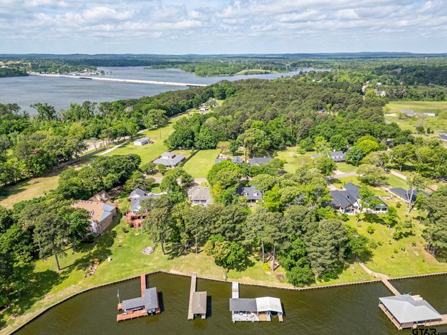 22770 Diamond Bay Dr, House other with 3 bedrooms, 2 bathrooms and null parking in Frankston TX | Image 39