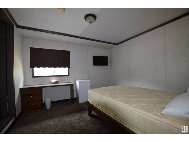 455 Industrial Dr N, House other with 9 bedrooms, 10 bathrooms and 12 parking in Red Earth Creek AB | Image 10