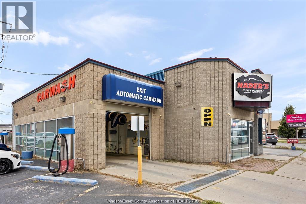 Commercial Lease in Leamington 4
