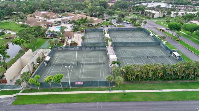10088 Shadywood Pl, Condo with 2 bedrooms, 2 bathrooms and null parking in Boynton Beach FL | Image 29