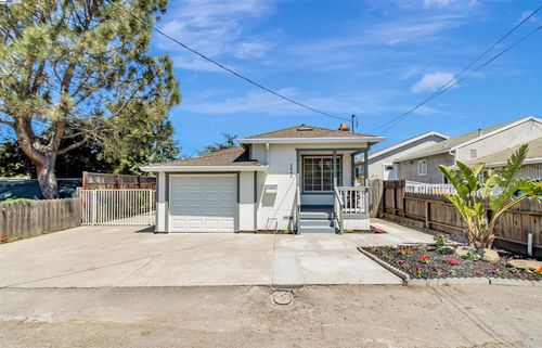 2940 Somerset Ave, Castro Valley, CA, 94546-3345 | Card Image