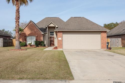 37420 Cypress Trace Ave, Geismar, LA, 70734-3294 | Card Image