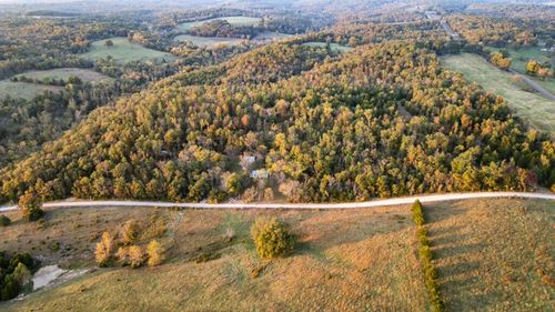 18927 Rocky Top Rd, Elk Creek, MO, 65464-9151 | Card Image