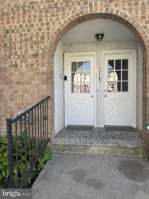 11717 Telfair Rd, Philadelphia, PA, 19154-4317 | Card Image
