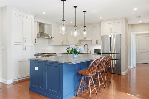 3012-16 Taylor Dr, Reading, MA, 01867 | Card Image