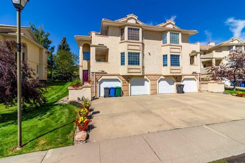 19 Canyon Court W, Lethbridge, AB, T1K6V1 | Card Image