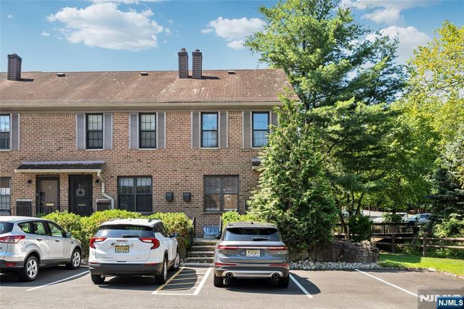 181 Long Hill Rd, House attached with 2 bedrooms, 3 bathrooms and null parking in Little Falls NJ | Image 18