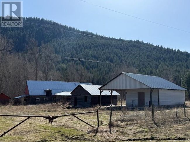 1608 Chase Falkland Rd, Home with 0 bedrooms, 0 bathrooms and null parking in Chase BC | Image 32