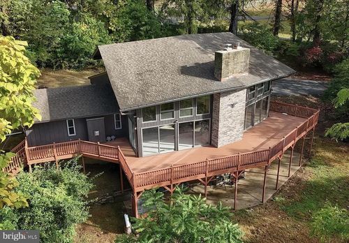 5 Club Rd, WERNERSVILLE, PA, 19565-9787 | Card Image