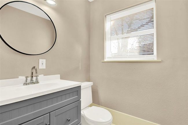 506 Edgebrook Dr, House other with 4 bedrooms, 2 bathrooms and null parking in Houston TX | Image 16