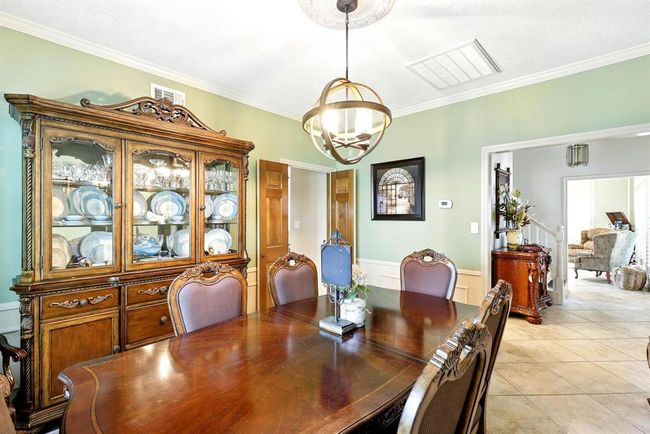 Formal Dining | Image 14