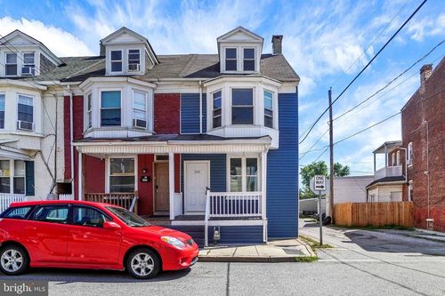 231 S West St, YORK, PA, 17401-3854 | Card Image