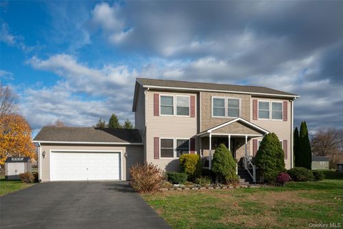 84 Josephs Dr, Saugerties, NY, 12477-4770 | Card Image