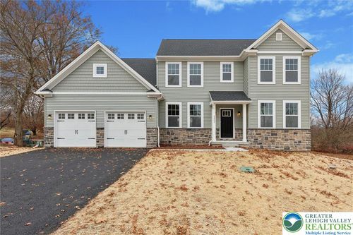 2803 N Charlotte St, GILBERTSVILLE, PA, 19525-9662 | Card Image