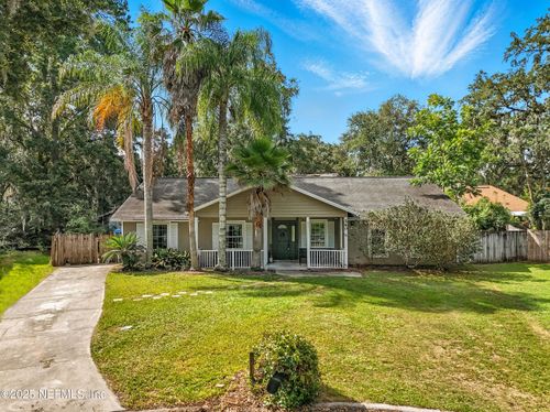 560 Majestic Wood Dr, Fleming Island, FL, 32003-8775 | Card Image