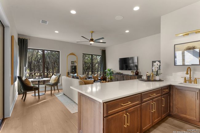8170 Blue Oak, House other with 4 bedrooms, 5 bathrooms and null parking in Garden Ridge TX | Image 105